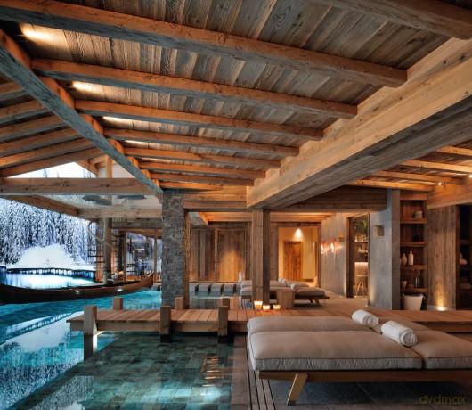 Exclusive Living In The Mountains [KSIĄŻKA]