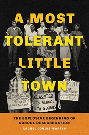 Most Tolerant Little Town - Rachel Louis Martin [KSIĄŻKA]