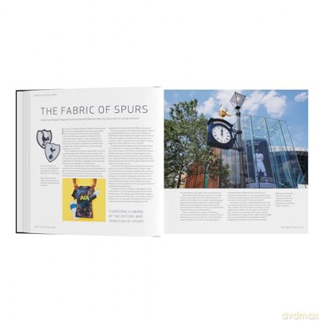 Spurs Shirt - Simon Shakeshaft [KSIĄŻKA]