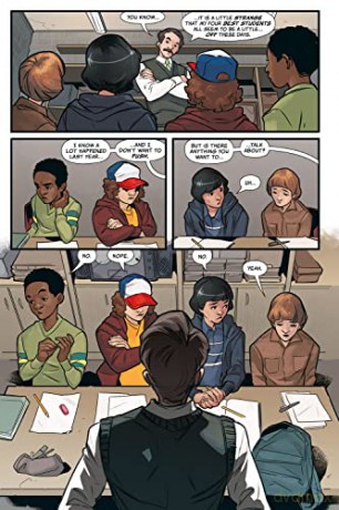 Stranger Things Graphic Novel Boxed Set - Greg Pak [KSIĄŻKA]