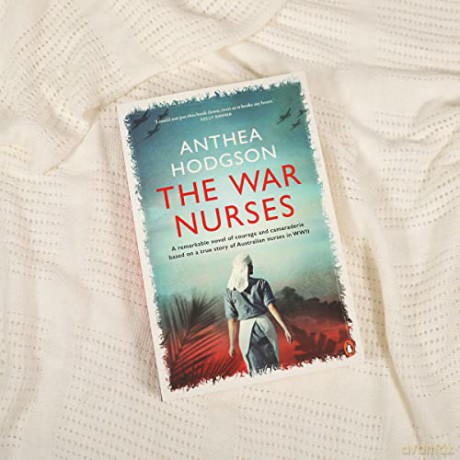 War Nurses - Anthea Hodgson [KSIĄŻKA]