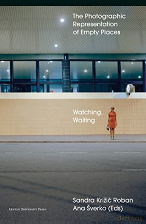 Watching Waiting [KSIĄŻKA]