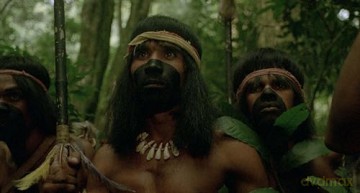 Massacre in Dinosaur Valley (Zagubieni w dolinie dinozaurów) [Blu-Ray]