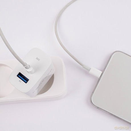 Forever ładowarka sieciowa PD QC TC-07-30AC 1x USB-C 1x USB 30W biała