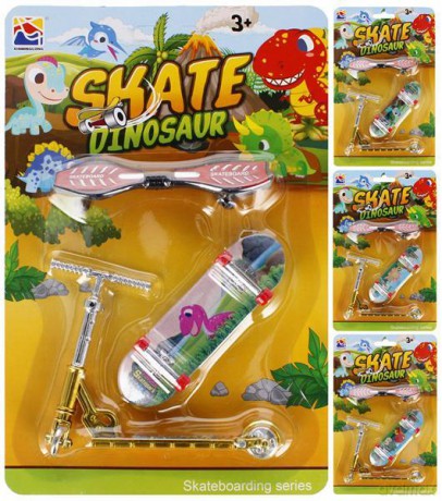 Deskorolka z akcesoriami Mega Creative 524464 mix cena za 1szt