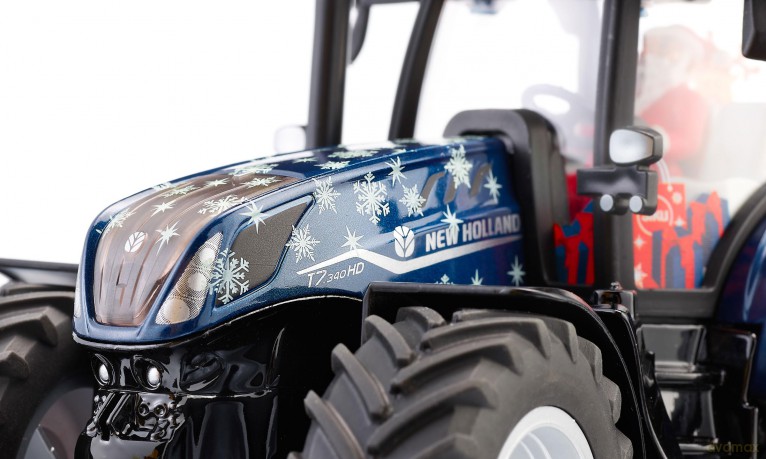 SIKU 3223 Traktor New Holland X-MAS 2023