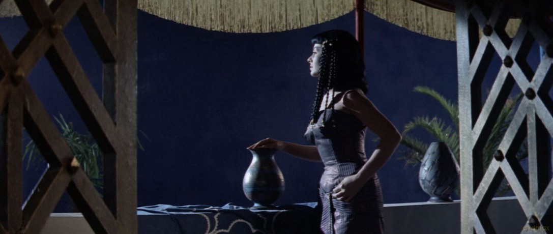 Queen of the Nile [Blu-Ray]
