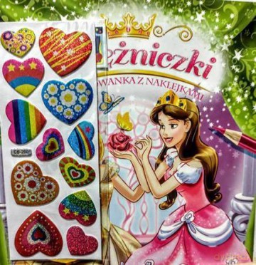 Księżniczki. Kolorowanka z naklejkami - Opracowanie zbiorowe [KSIĄŻKA]