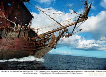 Pirates of The Caribbean - Limited Chest Edition (Piraci z Karaibów) [8xBlu-Ray]+[CD]