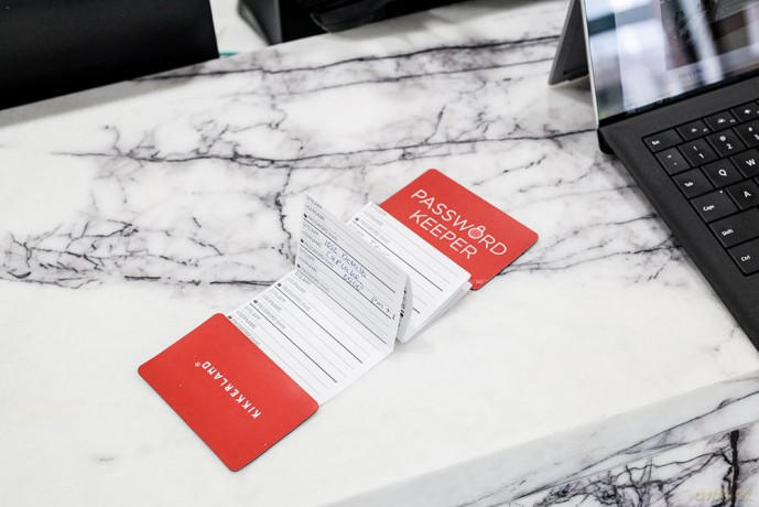 Password Keeper Book (NB01)