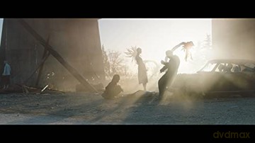 Prisoners of the Ghostland [Blu-Ray]