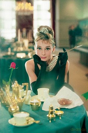 Audrey Hepburn (Breakfast At Tiffanys) [PLAKAT]