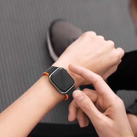 Magnetyczny pasek Apple Watch Ultra, SE, 9, 8, 7, 6, 5, 4, 3, 2, 1 (49, 45, 44, 42 mm) Dux Ducis Strap (LD Version) - czarno-pomarańczowy