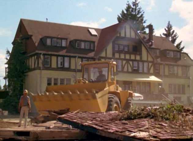 It Happened at Lakewood Manor [Blu-Ray]