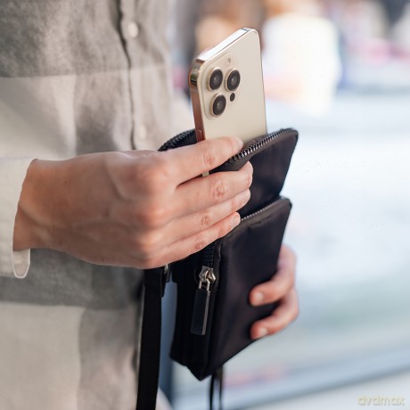 Torebka na telefon Casual czarna