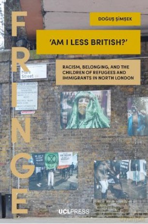 Am I Less British - Dous Simsek [KSIĄŻKA]