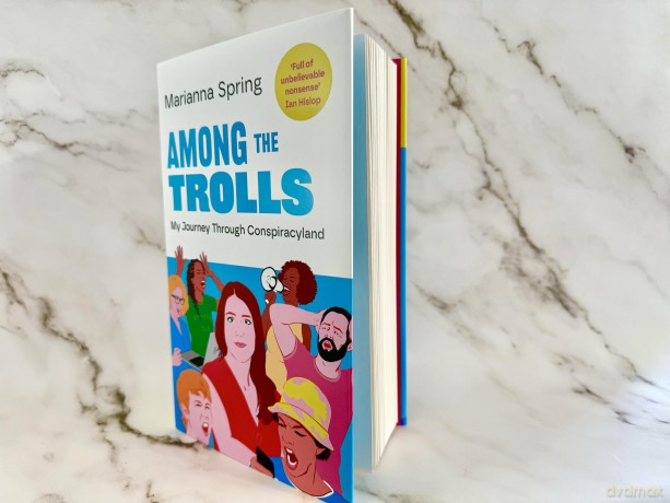 Among The Trolls - Marianna Spring [KSIĄŻKA]
