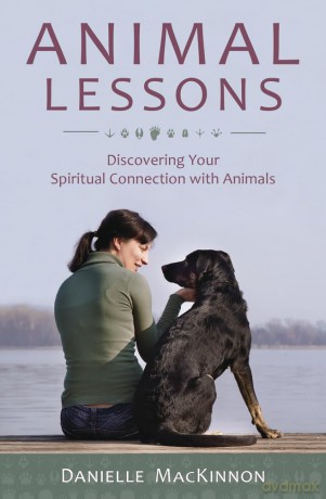 Animal Lessons - Danielle Mackinnon [KSIĄŻKA]
