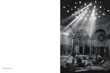 Ara Guler: A Play Of Light And Shadow - Ara Guler [KSIĄŻKA]