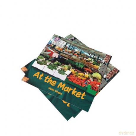 At The Market Phase 3 Set 1 - Helen Dineen [KSIĄŻKA]
