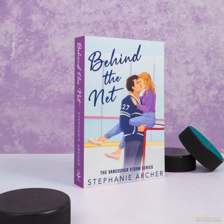 Behind The Net - Stephanie Archer [KSIĄŻKA]