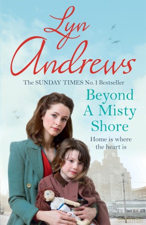 Beyond A Misty Shore - Lyn Andrews [KSIĄŻKA]