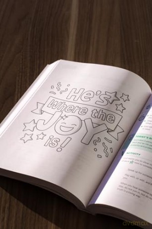 Bible Recap Childrens Devotional The - Tara-Leigh Cobble [KSIĄŻKA]