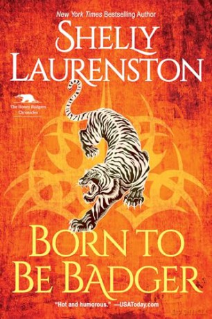 Born To Be Badger - Shelly Laurenston [KSIĄŻKA]