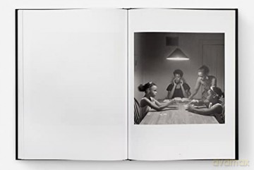 Carrie Mae Weems Kitchen Table Series - Carrie Mae Weems [KSIĄŻKA]