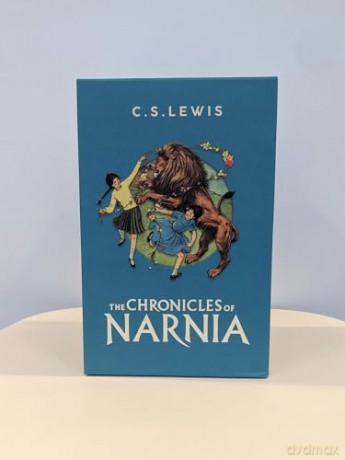 Chronicles Of Narnia - C.S Lewis [KSIĄŻKA]