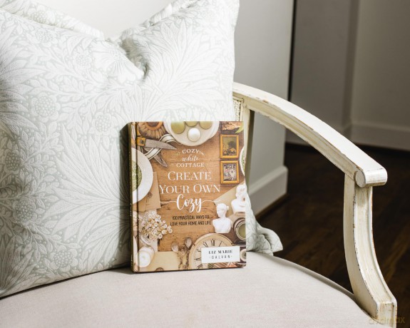 Create Your Own Cozy Hb - Galvan Liz Marie [KSIĄŻKA]