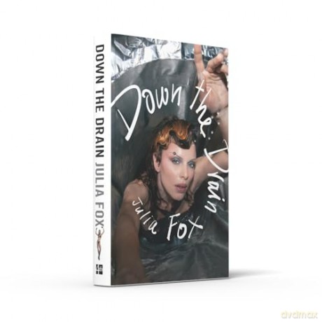Down The Drain - Julia Fox [KSIĄŻKA]