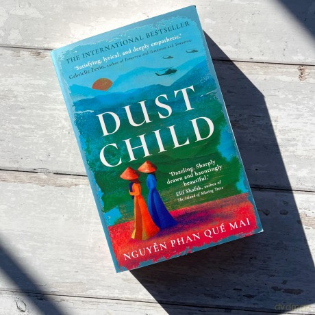 Dust Child - Nguyen Phan Que Mai [KSIĄŻKA]