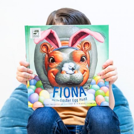 Fiona And The Easter Egg Hunt - Cowdrey Richard [KSIĄŻKA]