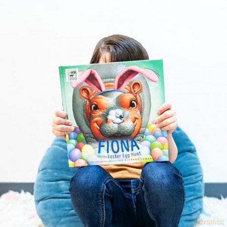 Fiona And The Easter Egg Hunt - Cowdrey Richard [KSIĄŻKA]