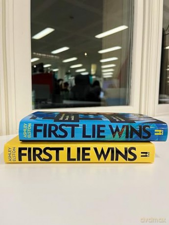 First Lie Wins - Ashley Elston [KSIĄŻKA]