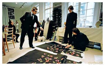 Flora - Yves Saint Laurent [KSIĄŻKA]