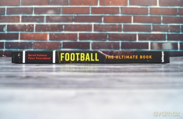 Football - Peter Feierabend [KSIĄŻKA]