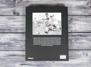 Football - Peter Feierabend [KSIĄŻKA]