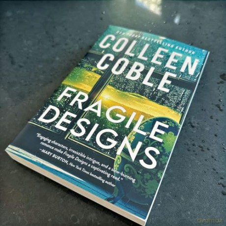 Fragile Designs - Colleen Coble [KSIĄŻKA]
