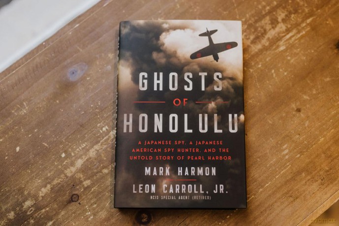 Ghosts Of Honolulu Hb - Harmon Mark [KSIĄŻKA]