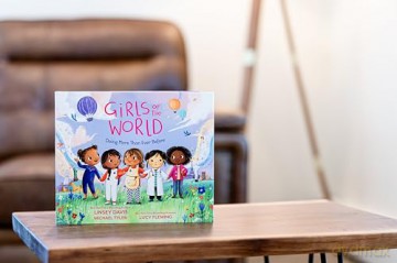 Girls Of The World Doing More Than Ever - Linsey Davis [KSIĄŻKA]