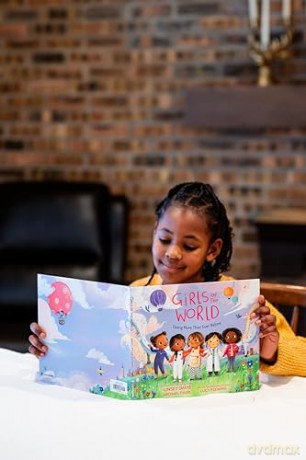 Girls Of The World Doing More Than Ever - Linsey Davis [KSIĄŻKA]