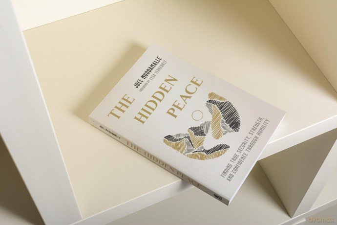 Hidden Peace: Finding True Security, Strength, and Confidence Through Humility - Joel Muddamalle [KSIĄŻKA]