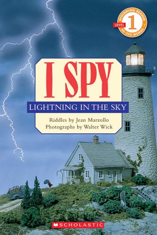 I Spy Lightning in the Sky: Scholastic Reader Level 1 - Jean Marzollo [KSIĄŻKA]