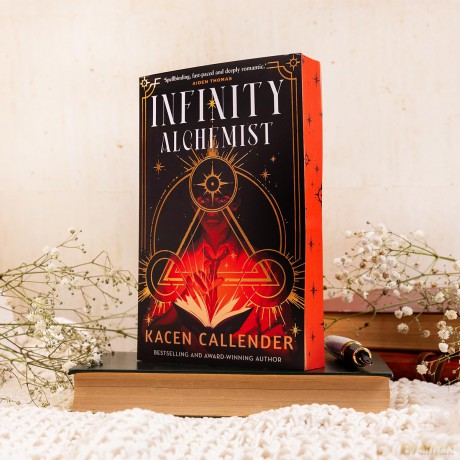 Infinity Alchemist - Kacen Callender [KSIĄŻKA]