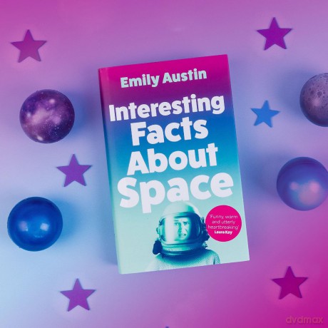 Interesting Facts About Space - Emily Austin [KSIĄŻKA]