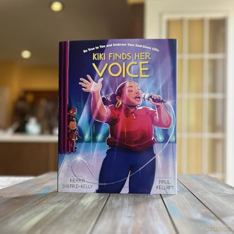Kiki Finds Her Voice - Sheard-Kelly Kierra [KSIĄŻKA]