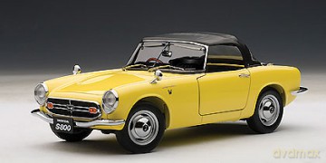 Autoart Honda S800 Roadster 1966 [ZABAWKA]