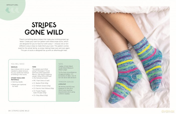 Knit A Box Of Socks - Julie Lebouthillier [KSIĄŻKA]